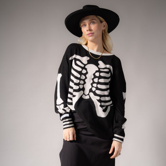 Skully Cashmere - Cashmere Sweater - Black - The Laundry Room