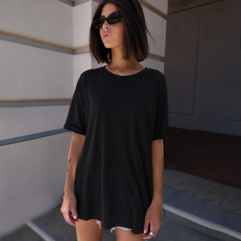 Essentials - Oversized Tee - Black - The Laundry Room